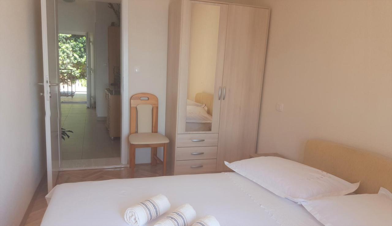 Adriatic Beach Suites Omiš Extérieur photo