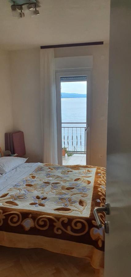 Adriatic Beach Suites Omiš Extérieur photo