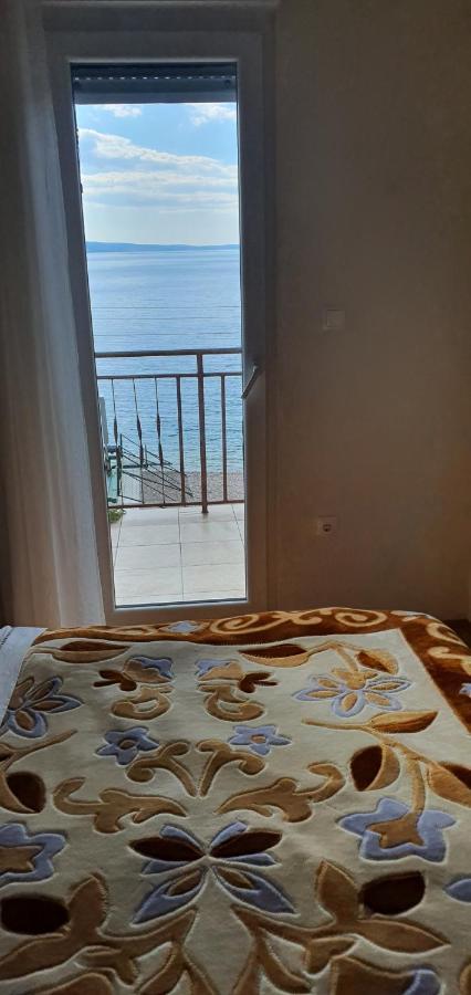Adriatic Beach Suites Omiš Extérieur photo