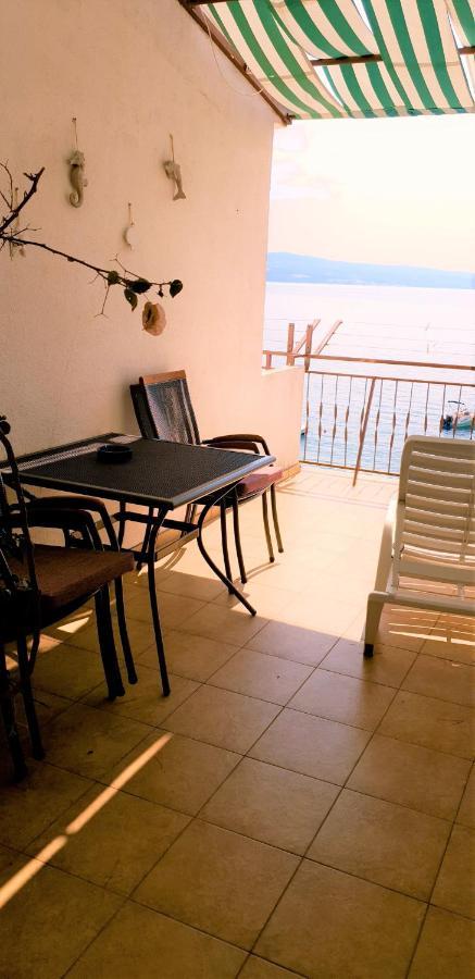 Adriatic Beach Suites Omiš Extérieur photo