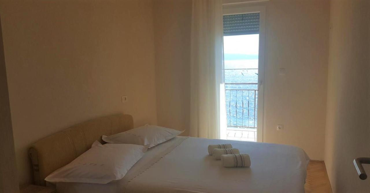 Adriatic Beach Suites Omiš Extérieur photo