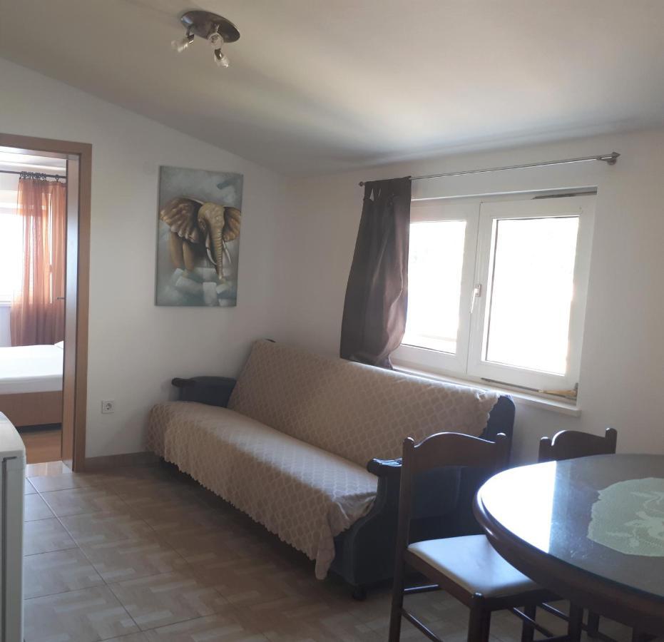 Adriatic Beach Suites Omiš Extérieur photo