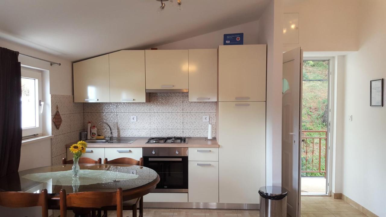 Adriatic Beach Suites Omiš Extérieur photo