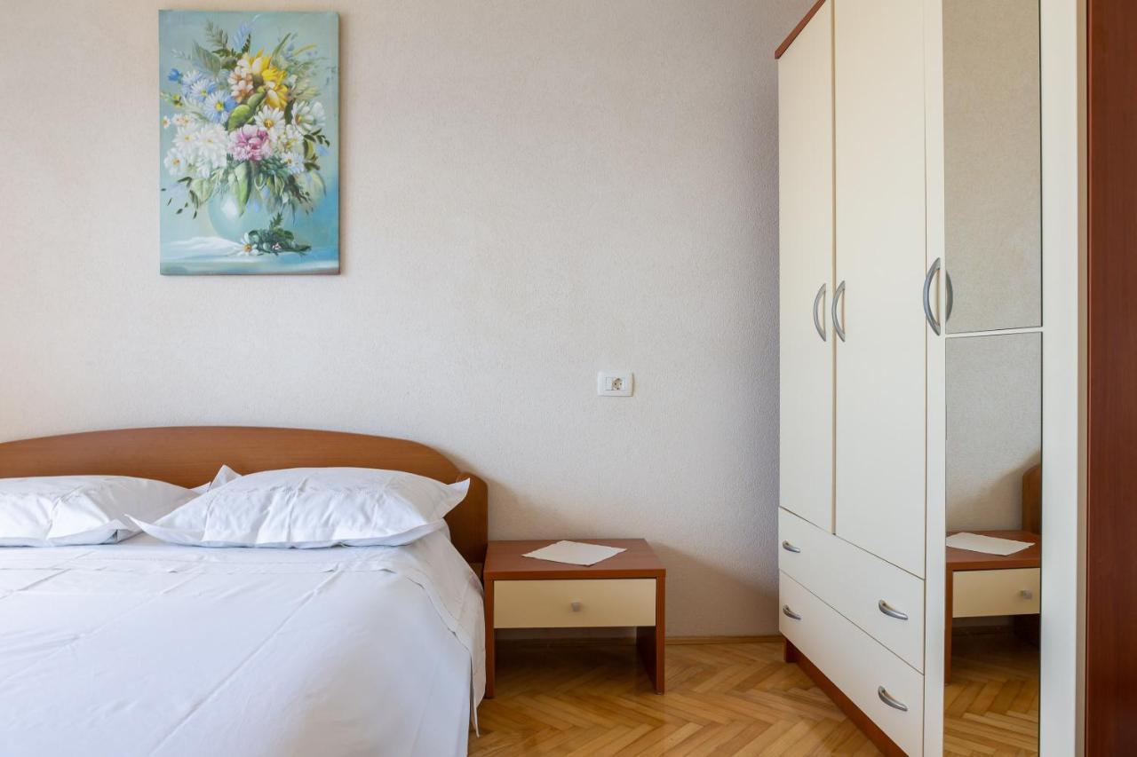 Adriatic Beach Suites Omiš Extérieur photo