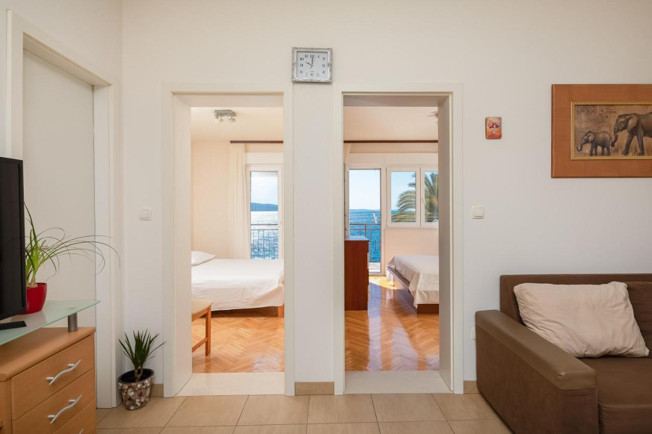 Adriatic Beach Suites Omiš Extérieur photo