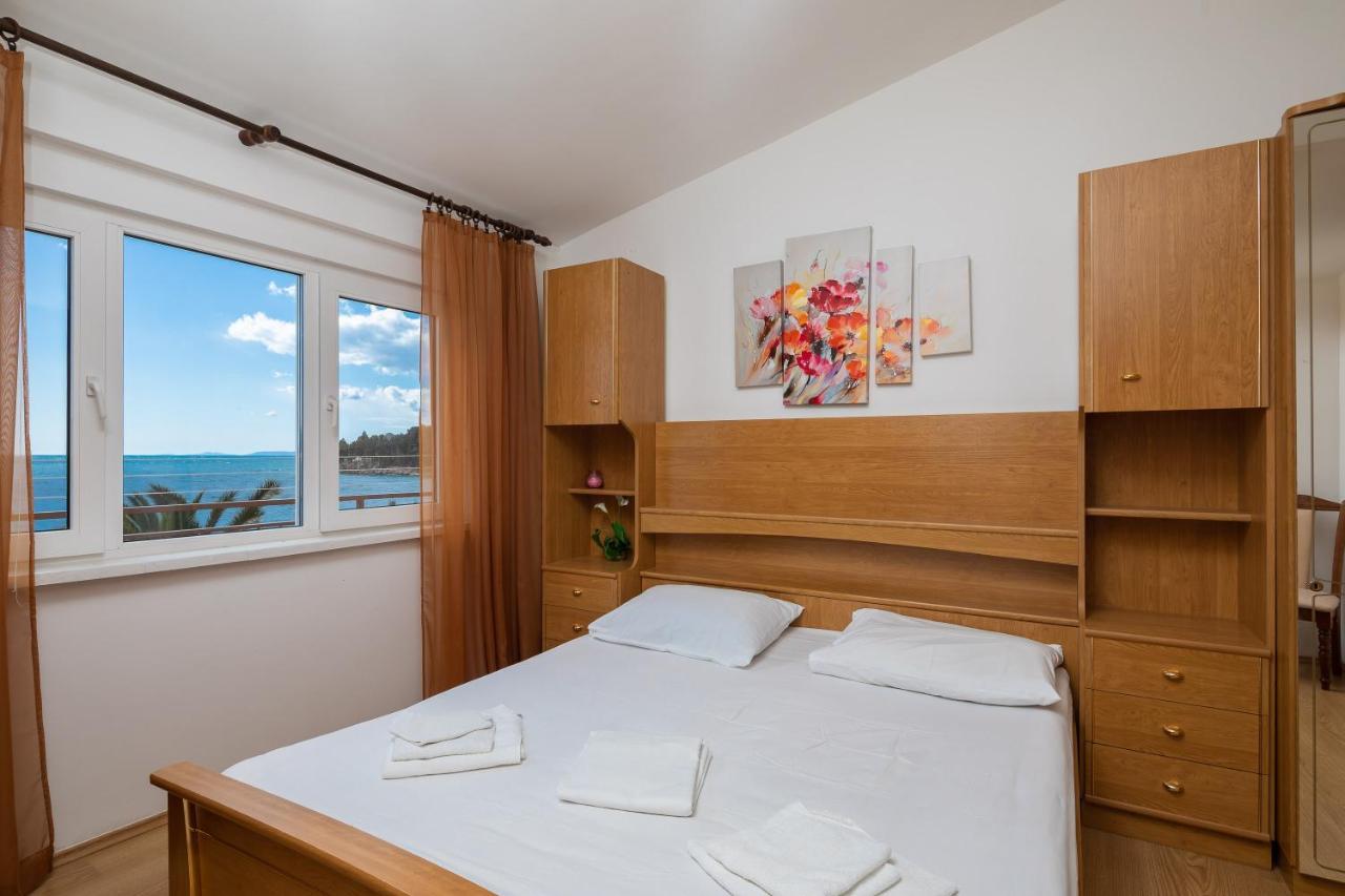 Adriatic Beach Suites Omiš Extérieur photo